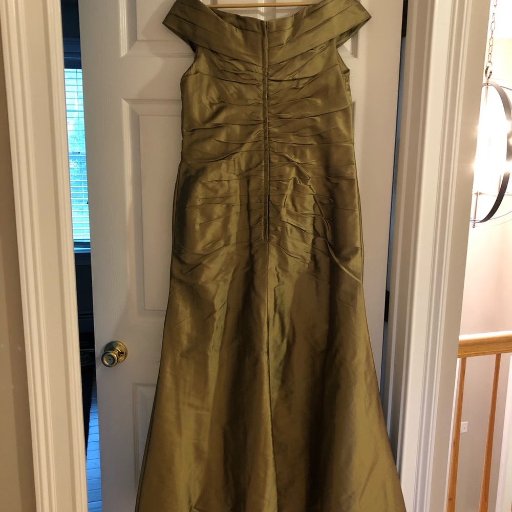 Montage Boutique Silk Taffeta Gown - Picture 5 of 8